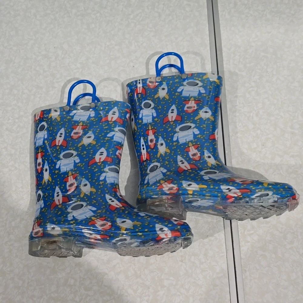 Astronaut and Rocket Rubbber‎ Light Up Boots Size 1